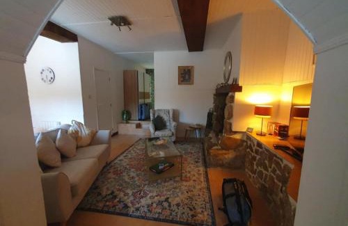 Saint-Saud-Lacoussiere House | Rosemarie's Den
