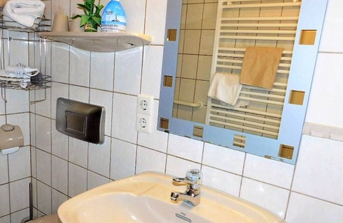 Hohenstein Apartment | Rosenstube, 55qm, Garten, 1 Schlafzimmer, max. 2 Personen