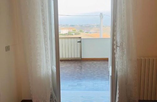 Cologna Spiaggia Apartment | Roseto in collina