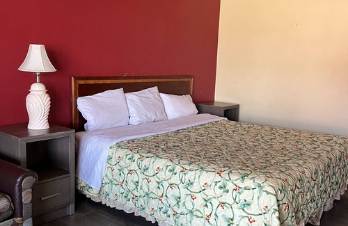 Williamston Hotel | Ross Motel