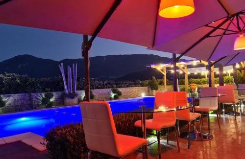Arpaise Bed & Breakfast | Rossi&Nero Resort - servizi extra a pagamento Ristorante Piscina Sauna