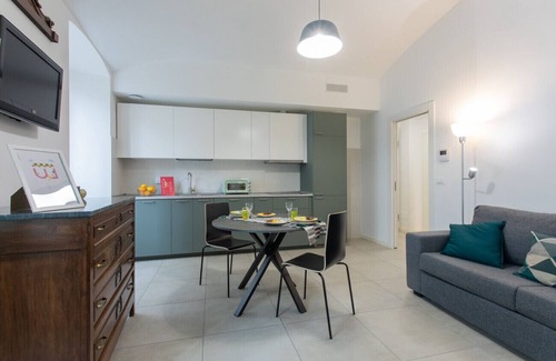 Historic Centre Apartment | Rosso di San Salvario by Wonderful Italy
