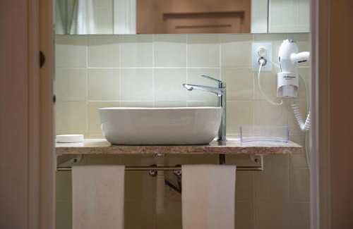 Redondo Bed & Breakfast | Rota VMF - Redondo