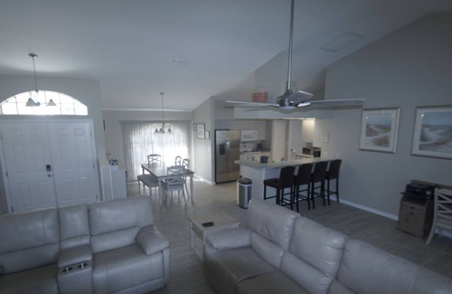 White Marsh House | Rotonda West 3 bed/3 bath Home with serene Lake View from your private pool deck