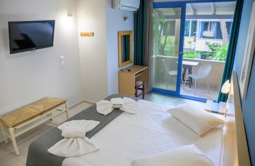 Mikros Gialos Hotel | Rouda Bay Beach Hotel