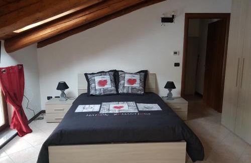 Saint-Vincent Apartment | Rouge et Noir