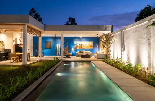 Sayan Villa | Rouge - Loft Noon