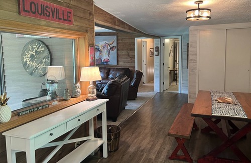Leitchfield Cabin | Rough River's Rustic Retreat