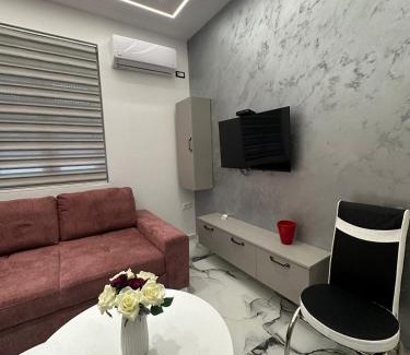 Korce Apartment | Rovena Rooms