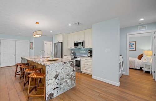 Kings Lake House | Rovigo Vacation Rental: Spacious Retreat with Panoramic Lake Views in Kings Lake. 4-BR, 4-Bathroom Home with Private Pool and just 3.4 Miles from the Vibrant 5th Ave and Naples Attractions!