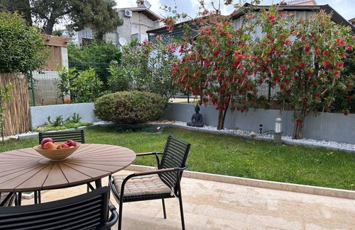 Borik Apartment | Rovinj - Borik, beautiful apartment Lea for 2-4 persons with garden - 5 min. from the beach