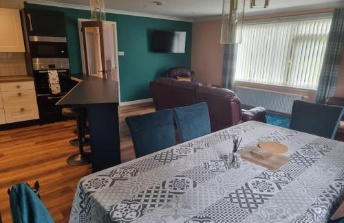 North Kessock House | Rowanlea Cottage
