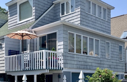 Rowayton Cottage | Rowayton beach cottage with views of Long Island Sound