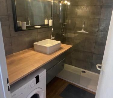 Douvaine Apartment | Roy apartment