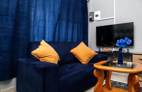 Rustenburg House | Royal Blue Family Haven