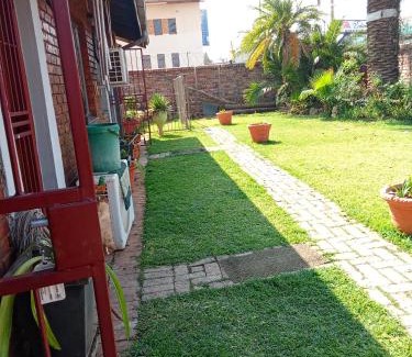 Zeerust Bed & Breakfast | Royal BNB and SPA
