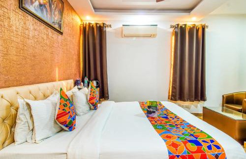 Lajpat Nagar Hotel | Royal Comfort Castle