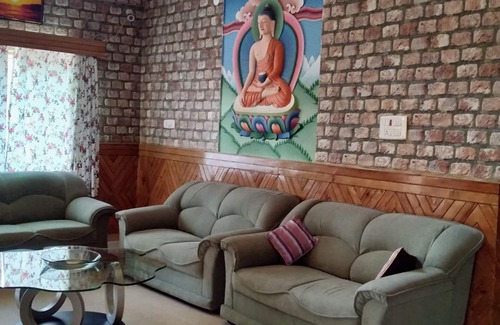 Chachian Hotel | Royal Green Buds