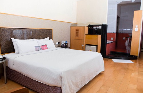 Lingya District Hotel | Royal Group Motel Chien Kuo Branch