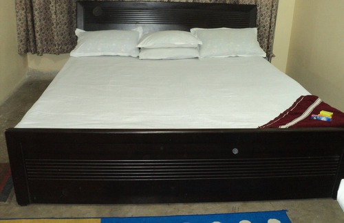 Jadavpur House | Royal Guest House