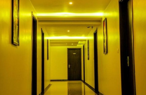 Khandwa Hotel | Royal Inn
