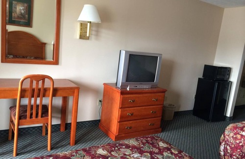 Taylorsville Hotel | Royal Inn Taylorsville