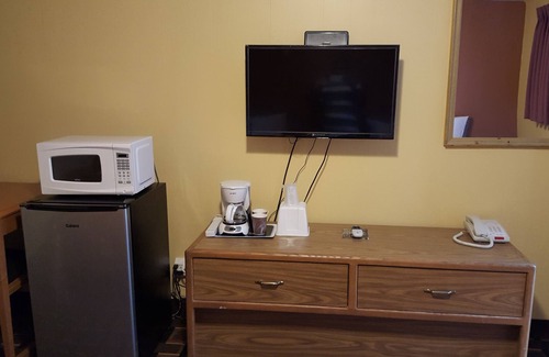 Early Hotel | Royal Inn