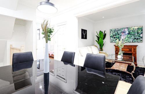 De Lorimier Apartment | Royal Level-5 bedrooms avec 2 places de parking
