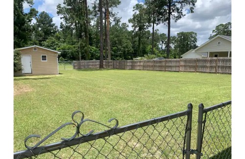 Albany House | Royal Living 2 Min. from ABY Airport in S/Ga