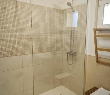 Canada Apartment | Royal Natur T1 by YHA