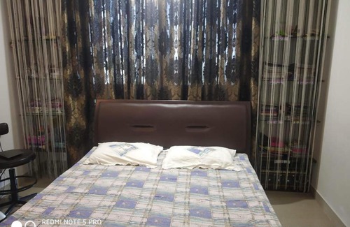 Hadapsar Bed & Breakfast | Royal Nest 3 BHK Suites AS