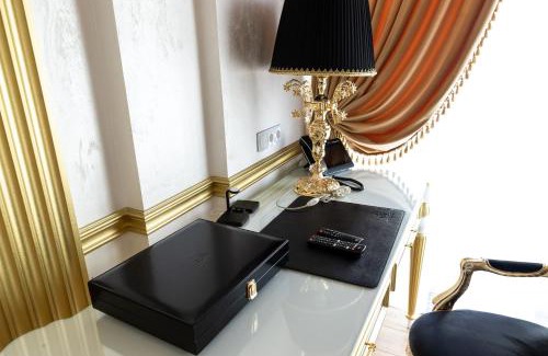 Maliyevtsy Hotel | Royal Palace Luxury Hotel and SPA