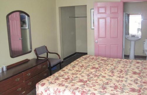 Fairmont City Hotel | Royal Relax Inn