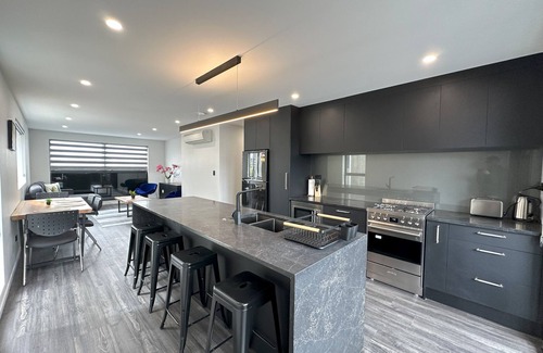 Royal Oak Apartment | Royal Residency