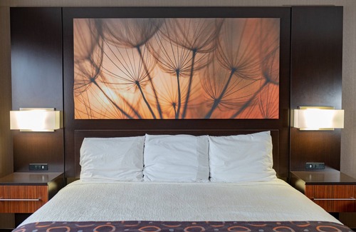 Flandreau Hotel | Royal River Casino and Hotel