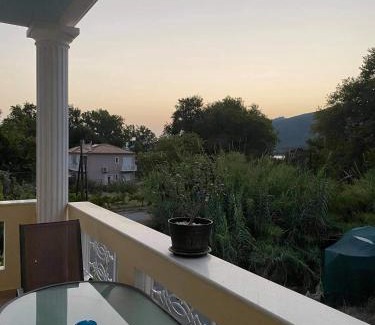 Edipsos Apartment | Royal's Studios