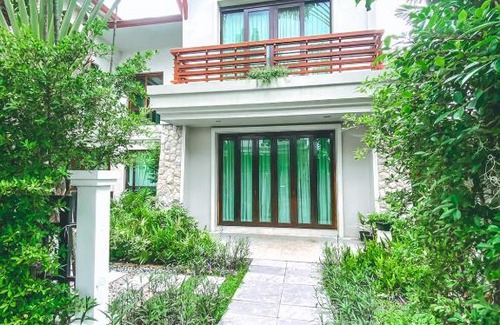 Saen Suk Resort | Royal Sammuk Villa
