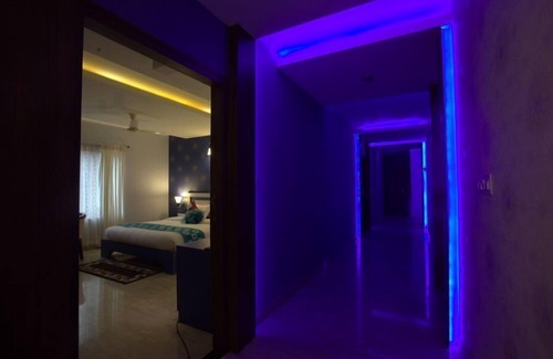 Domlur Hotel | Royal Shades