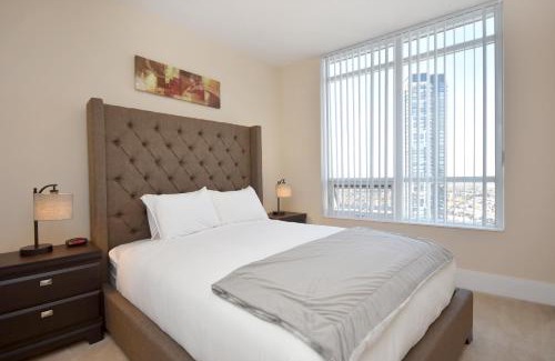 Downtown Mississauga Apartment | Royal Stays Furnished Apartments - Square One