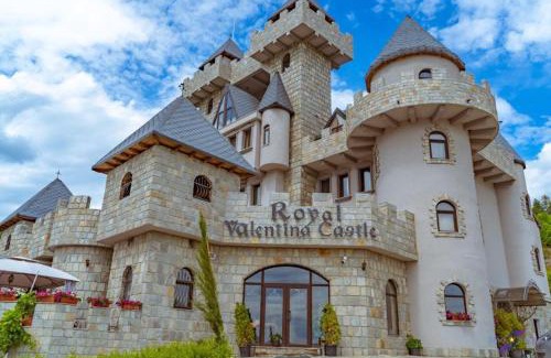 Garmen Bed & Breakfast | Royal Valentina Castle