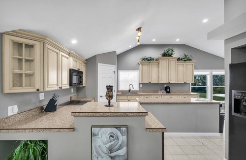 Bloomington House | Royale Cinema Retreat - Theater, Games, Lounge