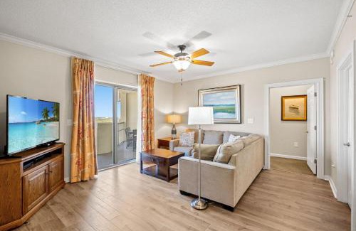 Arcadian Shores House | Royale Palms #1906 - Carlos & Terry's
