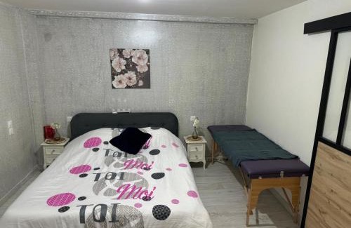Livry-Gargan Apartment | Royale spa