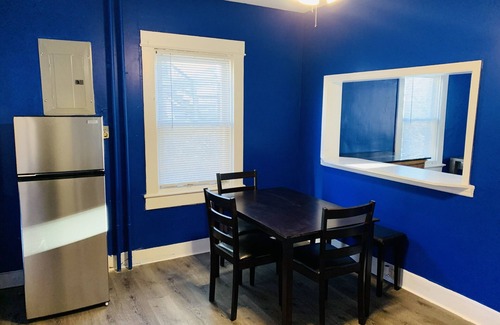 Lauraville Apartment | Royalty Homes - College Style 3 bedroom Apartment