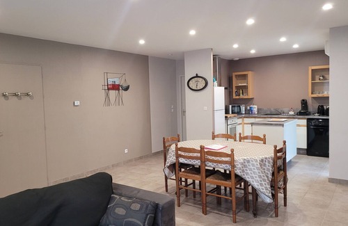 Medis House | Royan Medis