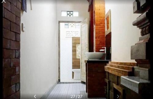 Batuan House | Royen Balinese Family Guest House- Traditional Batuan Homestay