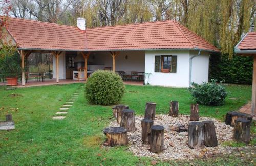 Sarrod House | Rozália Vendégház