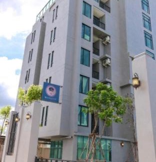 Bang Na Hotel | RQ Bangkok Sukhumvit 107 by Collection O