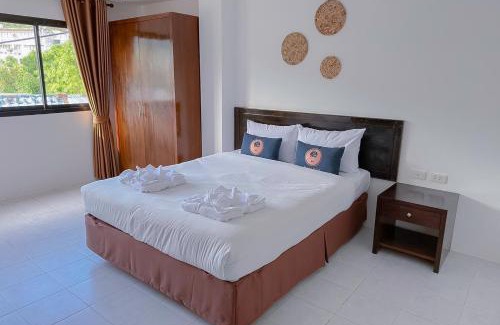 Ban Phaeo Hotel | RQ Phuket Kalim Beach Blue Horizon
