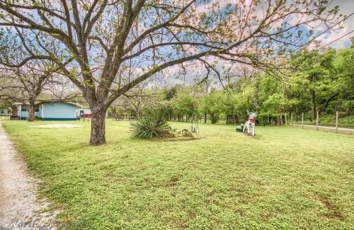 New Braunfels House | RR 9084BC Bluebonnet Cabin